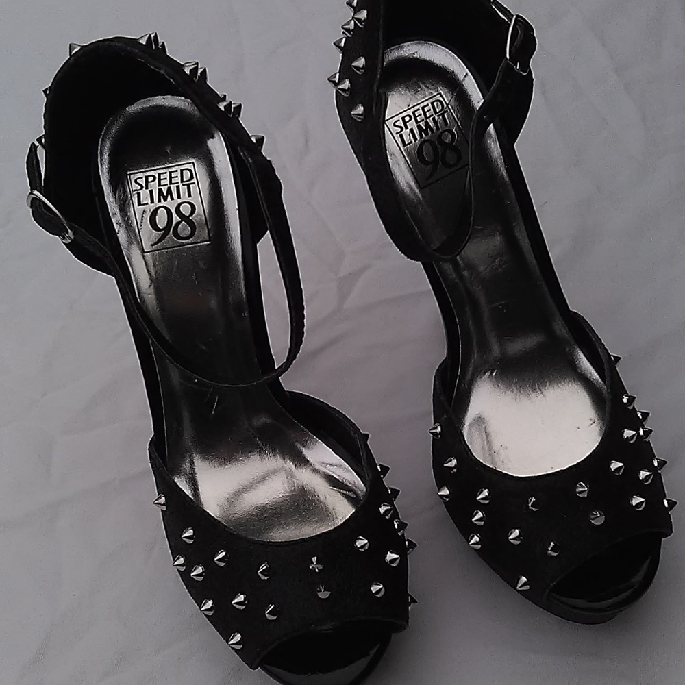 Speed Limit 98 Black Glitter Spike Stilettos NWOB - Picture 2 of 8